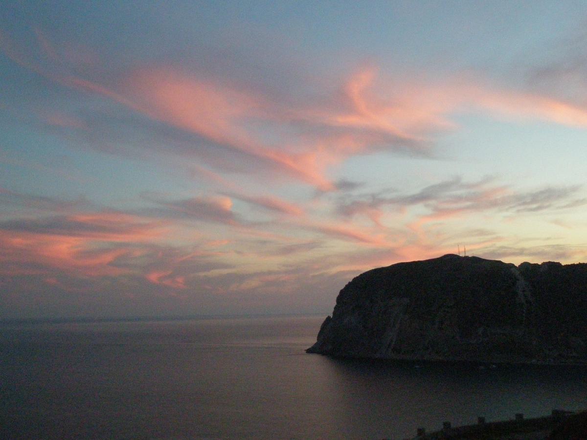 Psaravolada Hotel Milos Agia Kiriaki Beach  Eksteriør billede